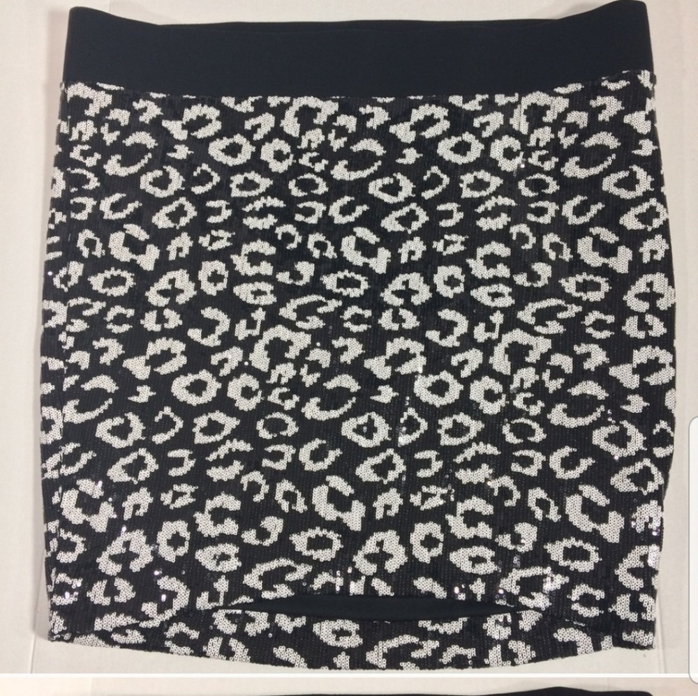 Cheetah print sequin skirt
